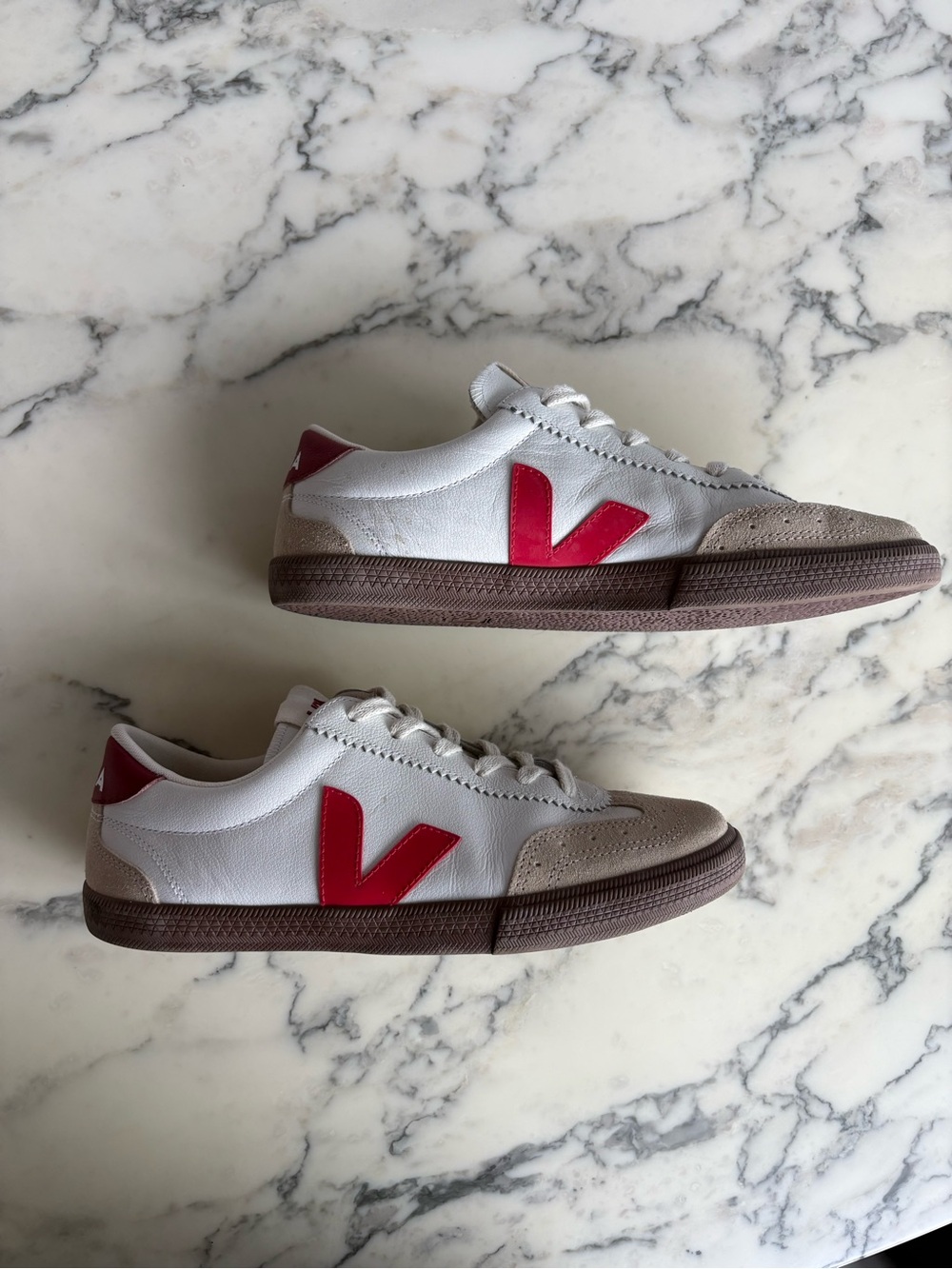 Veja Volley Leather White Pekin Bark sneakers 
sz men’s 6